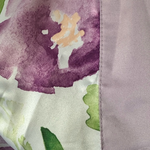 S/M satin robe - Picture 3 of 8